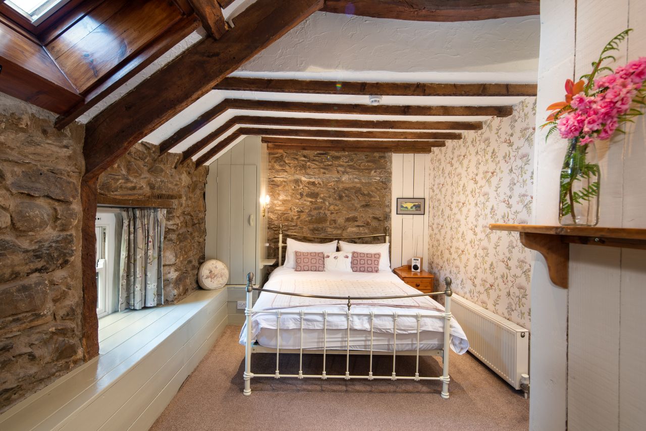 Beautifully renovated bedrooms in-keeping with history
